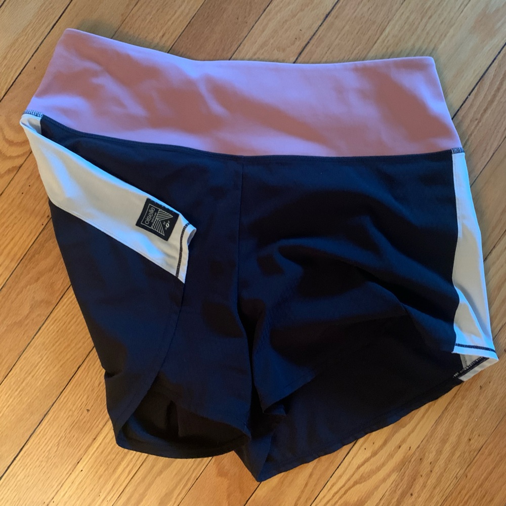 Oiselle High Roga Running Shorts Size 10 - Picture 5 of 6